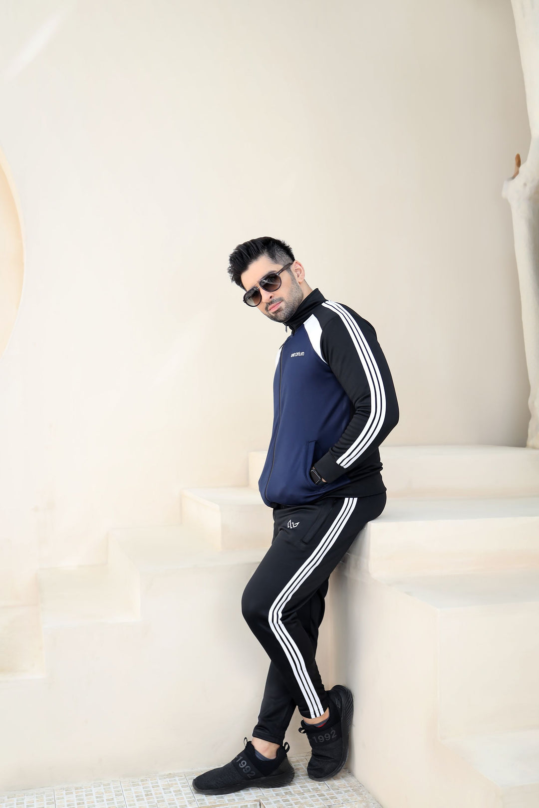 Black and Blue Tracksuit - Winter Tracksuit - Wearium