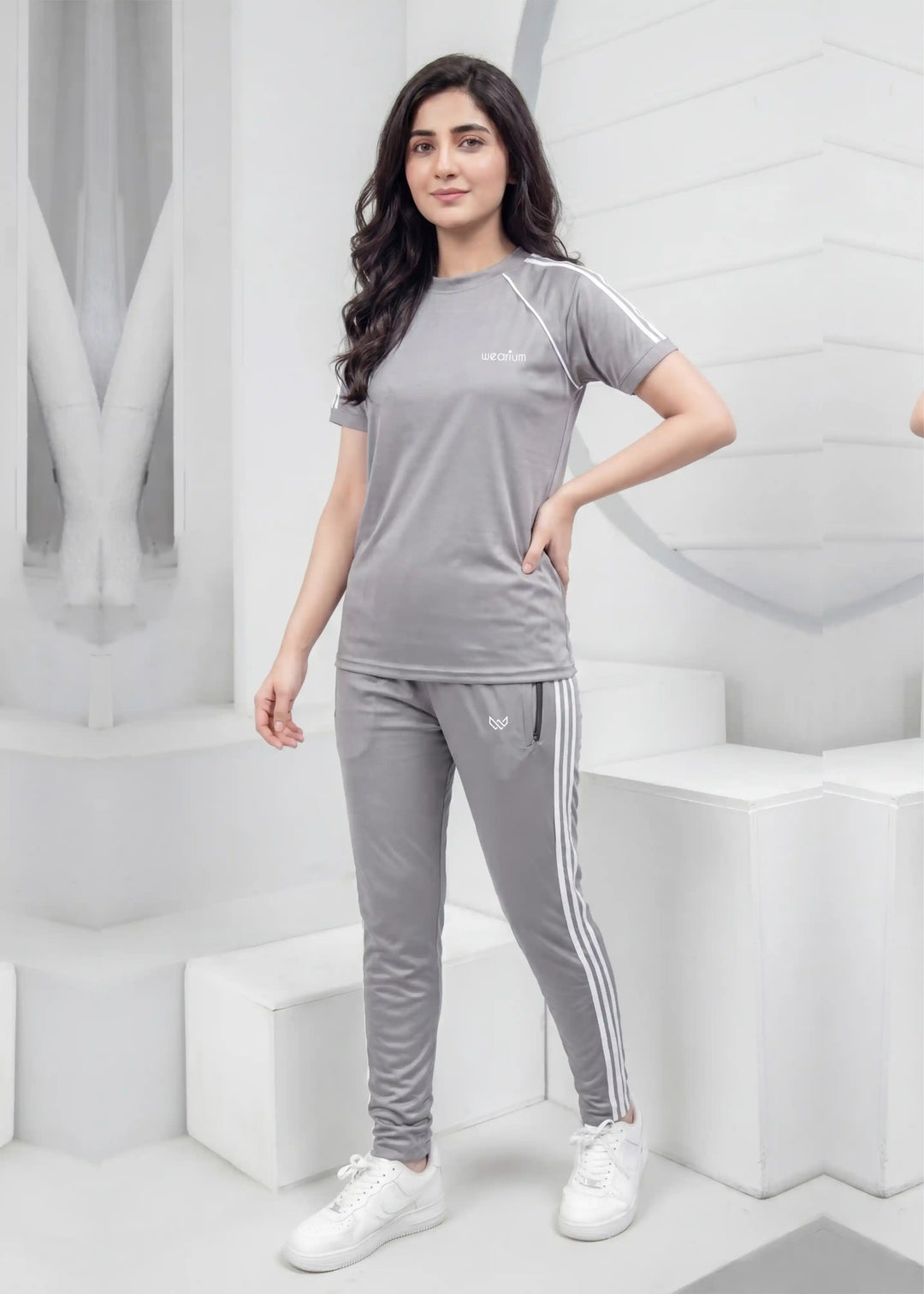 Women's/Saqqi's Best Loved - Pebble Grey Tri-Liner
