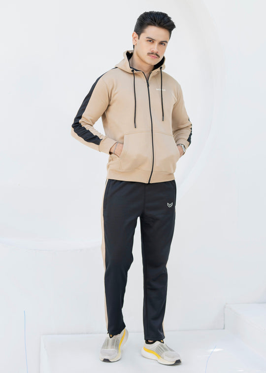 Essential Winter - Tan/Black