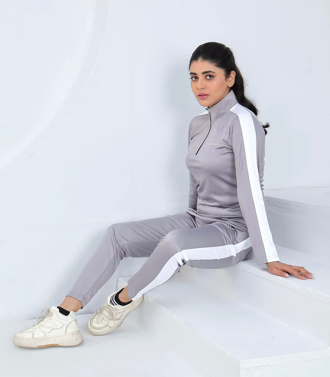 grey summer tracksuit for women 