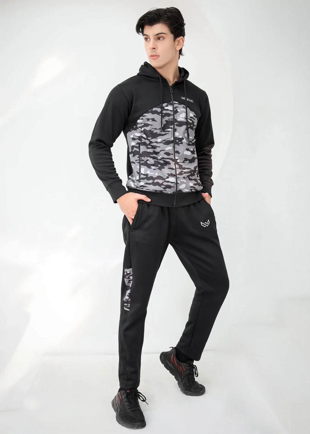 Camo hoodie tracksuit
