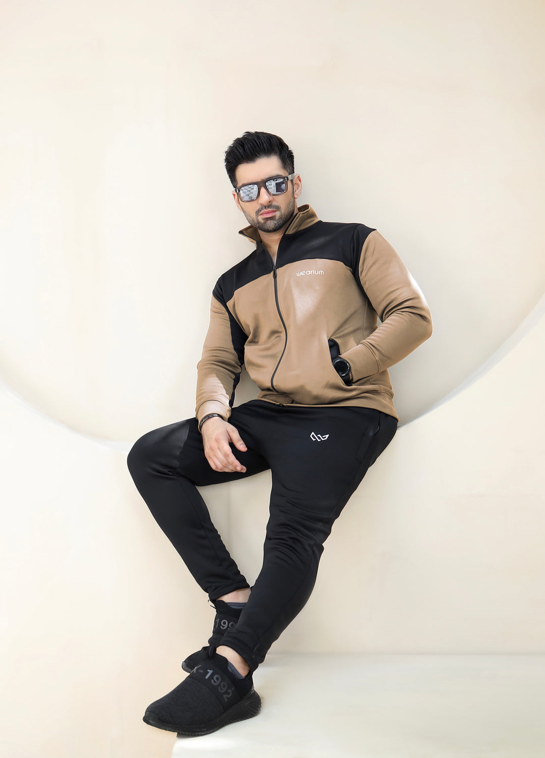 Active Streetwear Winter - Tan/Black