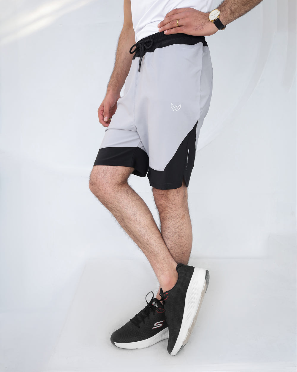 Agility Shorts - Silver/Black