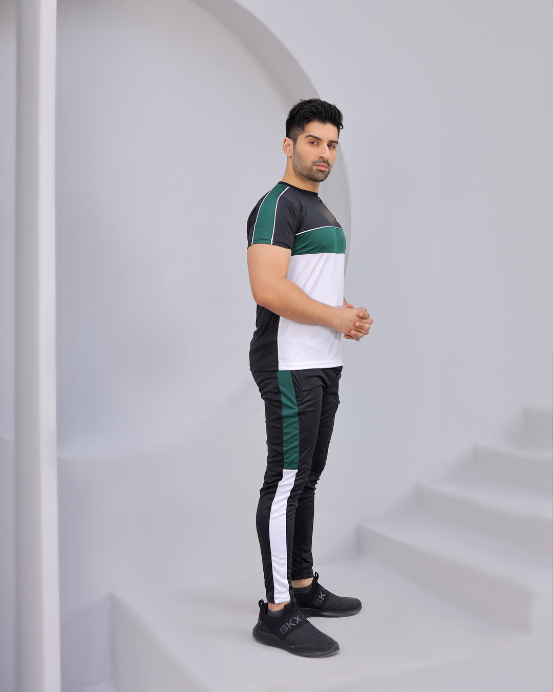 Sleek White Tracksuit for Summer - Wearium