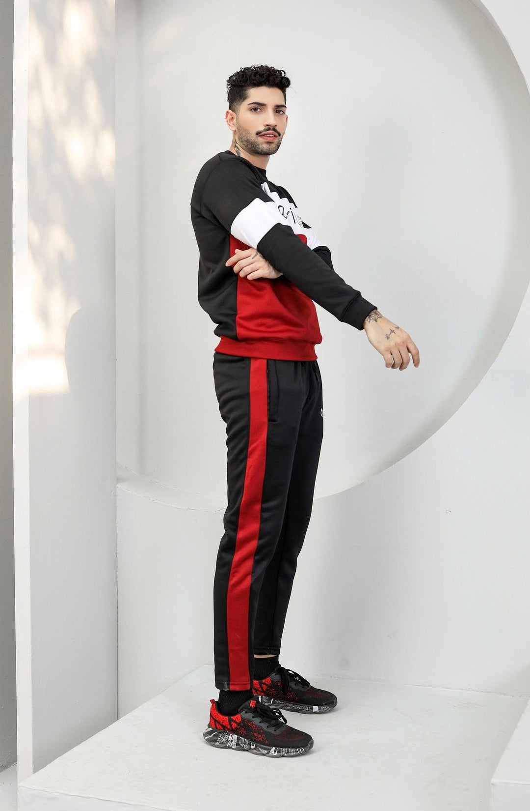  Round Neck Gym Tracksuit for Summers - Wearium